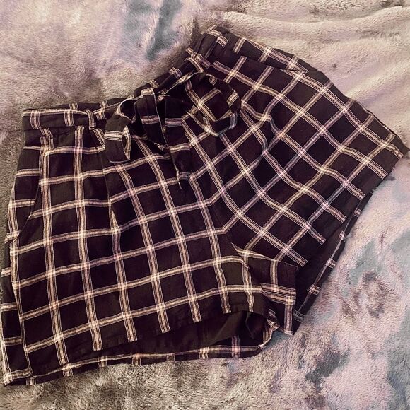 NWT American Eagle plaid paperbag tie waist linen cotton shorts - Picture 3 of 12